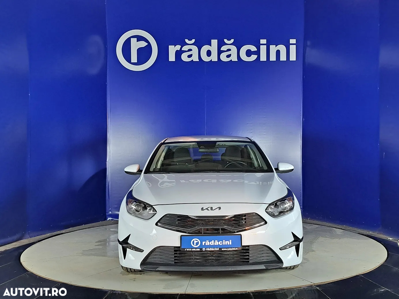 Kia Ceed - 8