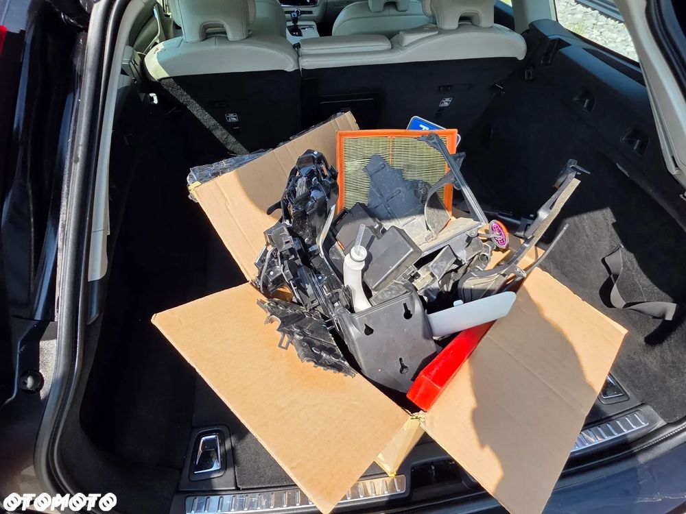 Volvo V90 Cross Country D4 SCR AWD Pro - 21