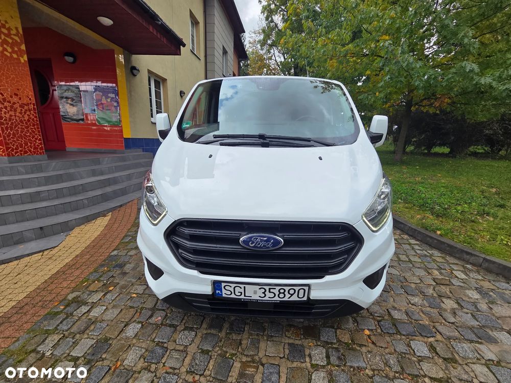 Ford Custom - 13