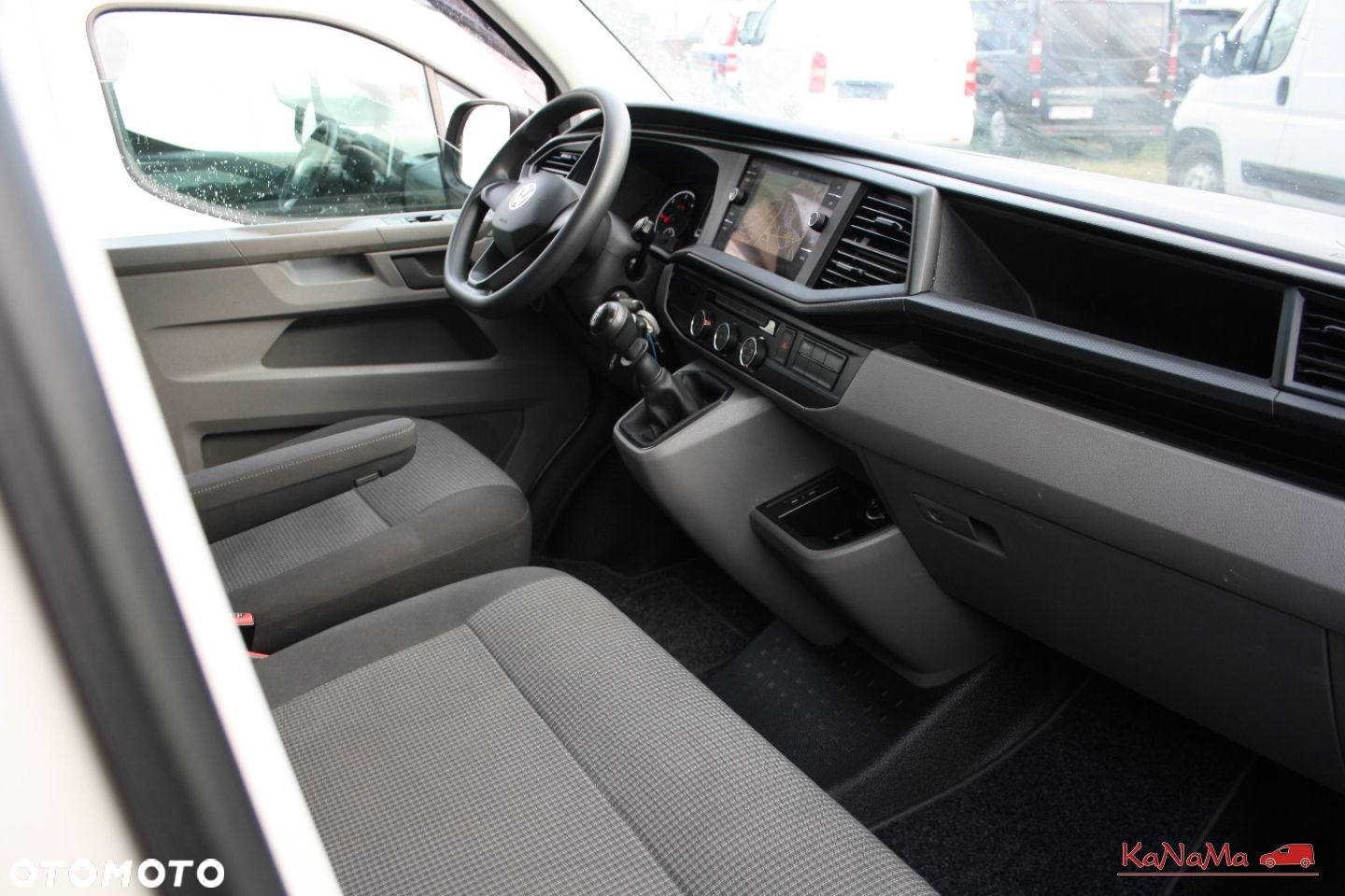 Volkswagen Transporter - 28