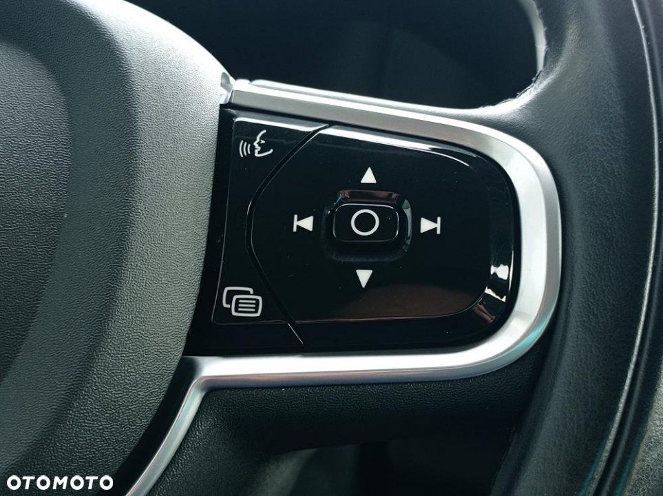 Volvo V90 Cross Country - 20