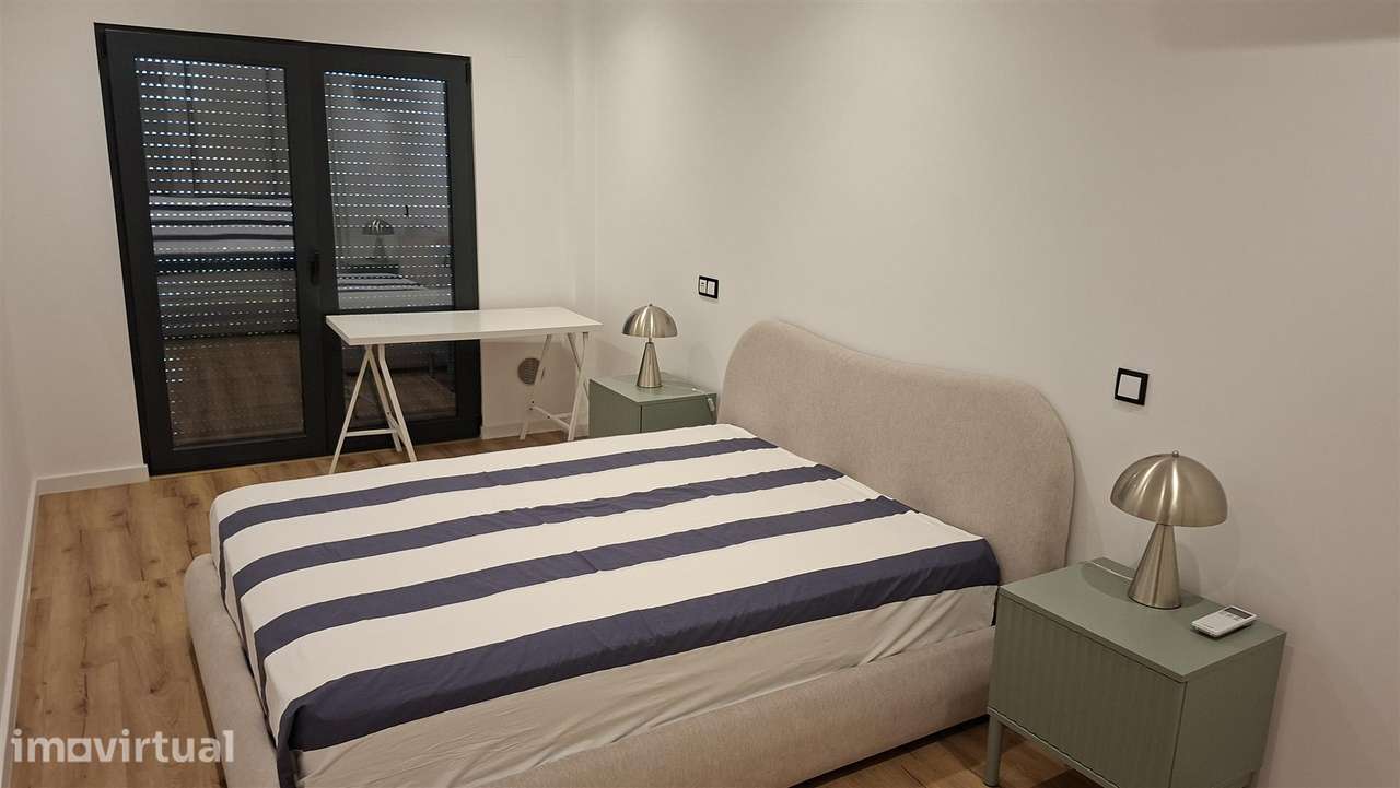 Apartamento T3 com varanda e garagem em Faro - Grande imagem: 5/16