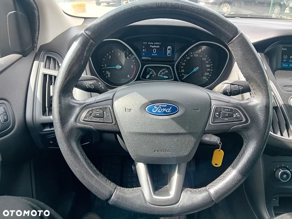Ford Focus - 20