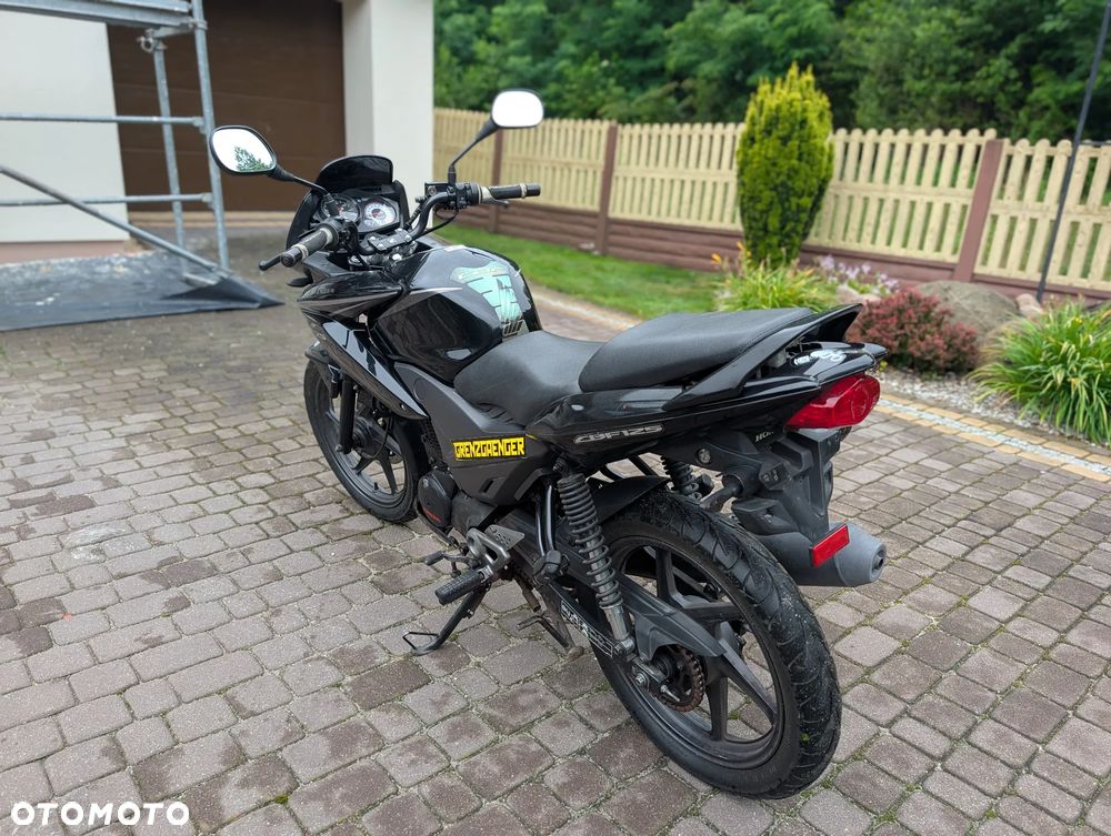 Honda CB - 4