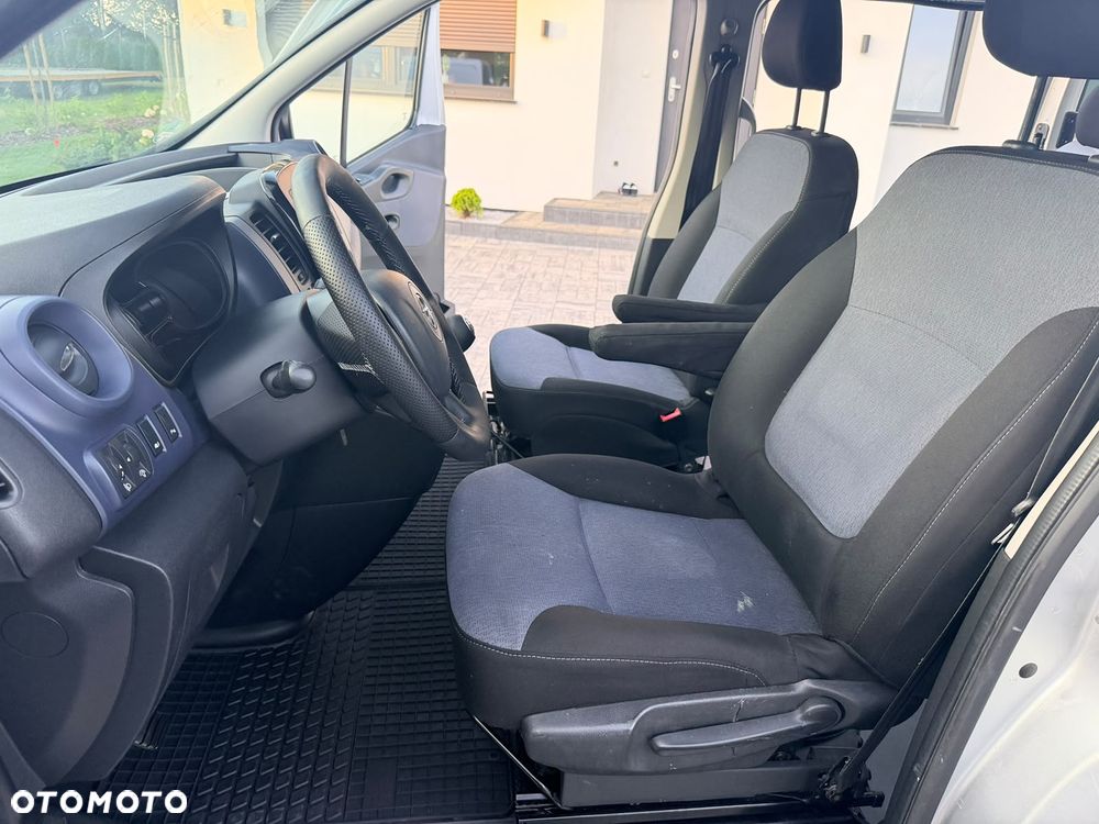 Opel vivaro - 17
