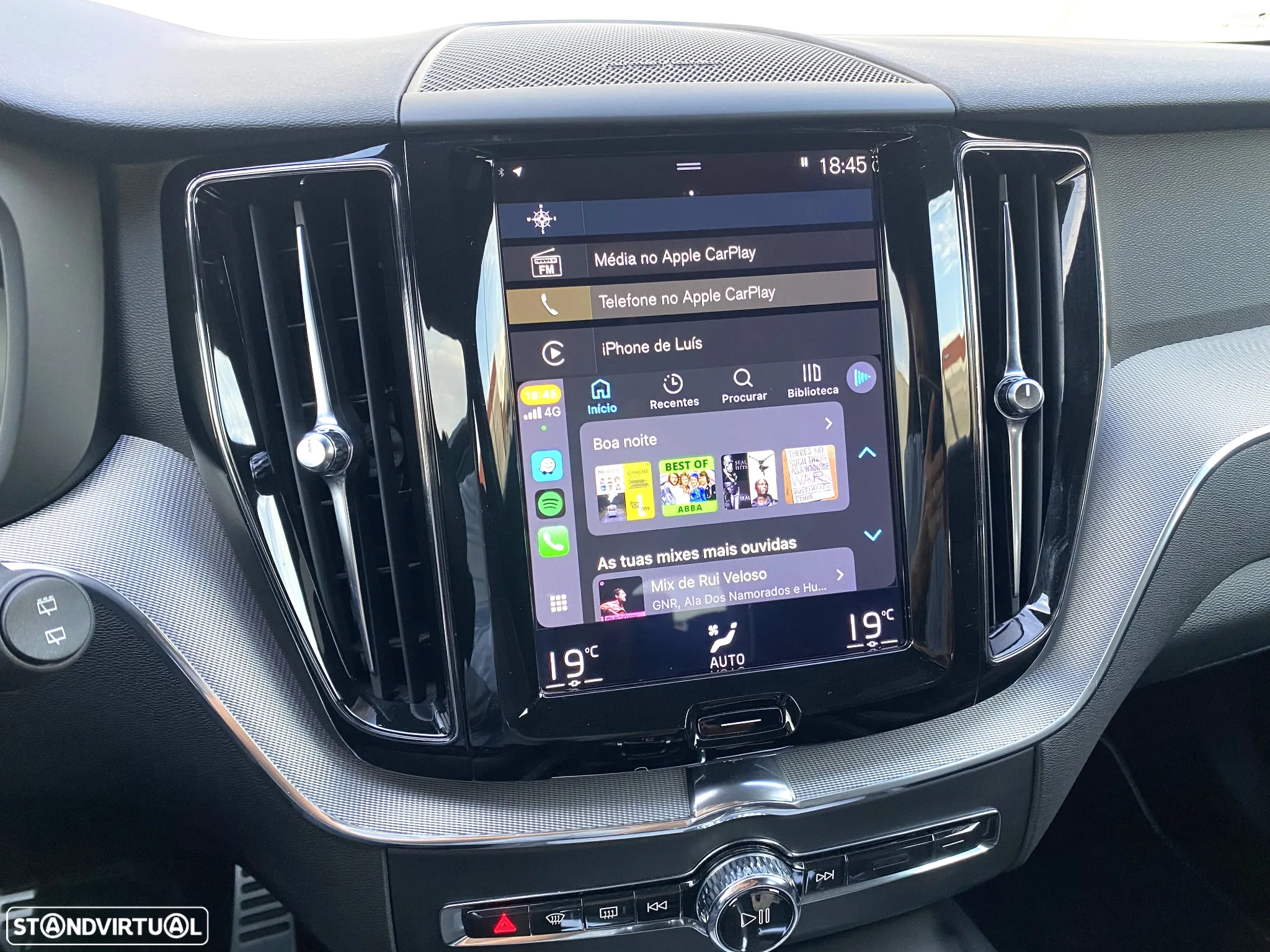 Volvo XC 60 2.0 D4 R-Design Geartronic - 14