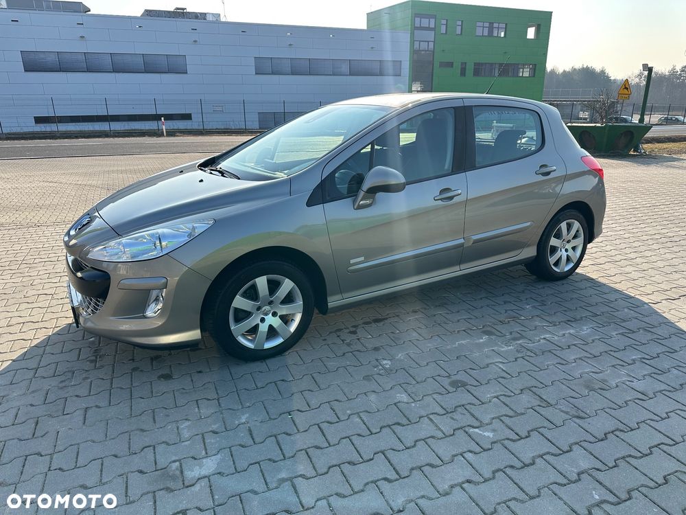 Peugeot 308 120 VTi Millesim 200 - 26