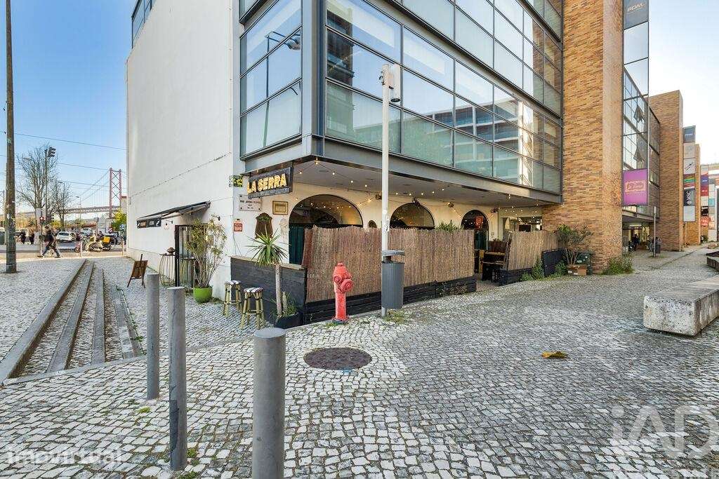 Loja / Estabelecimento Comercial em Alcântara de 192,00 m2 - Grande imagem: 2/27