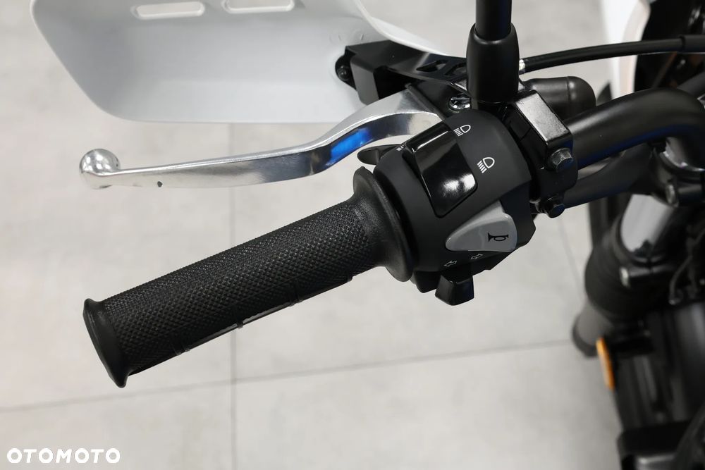 Honda CL - 24