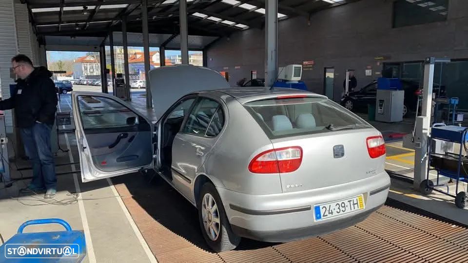 SEAT Leon 1.9 TDI Confort AC - 2