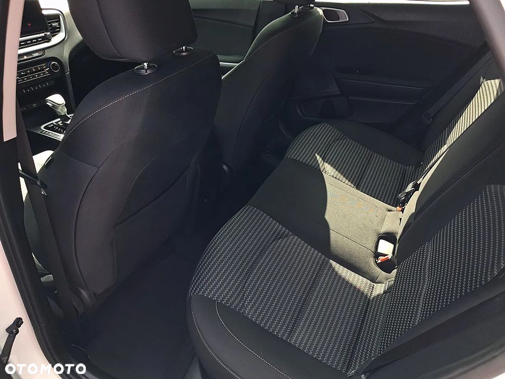 Kia XCeed 1.5 T-GDI M DCT - 12