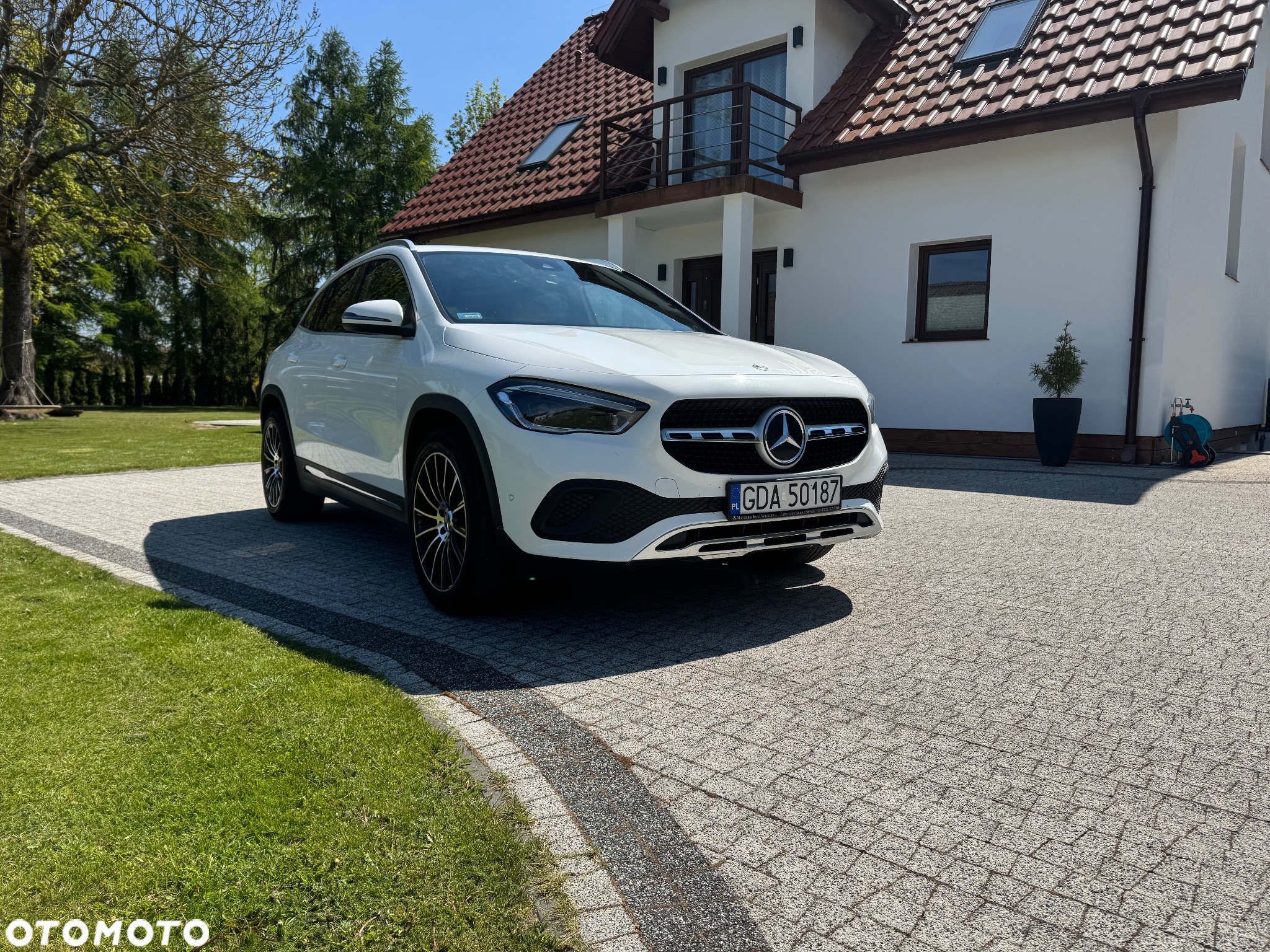 Mercedes-Benz GLA 200 - 12