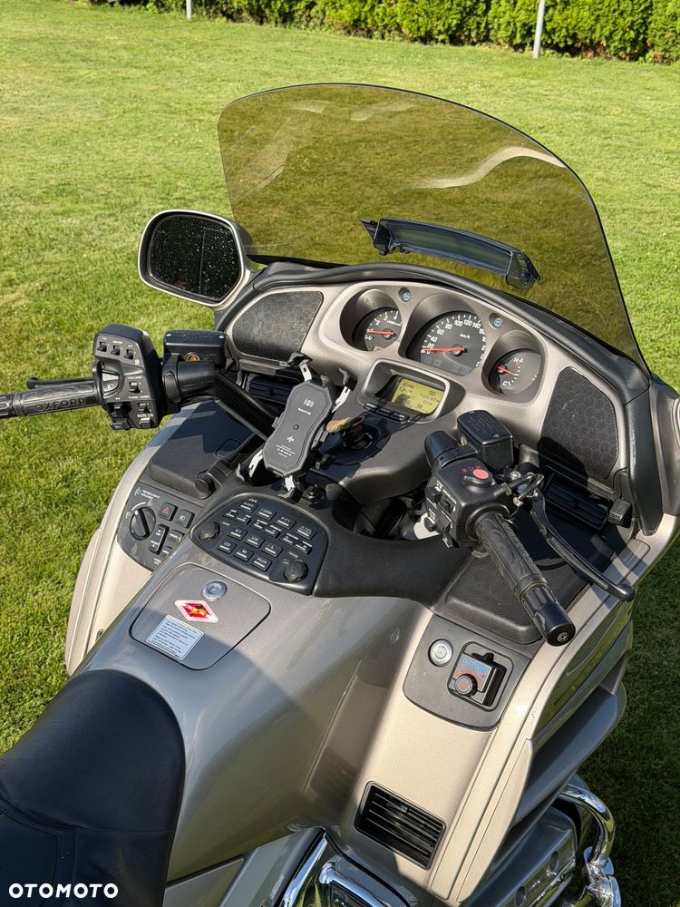 Honda GL - 12