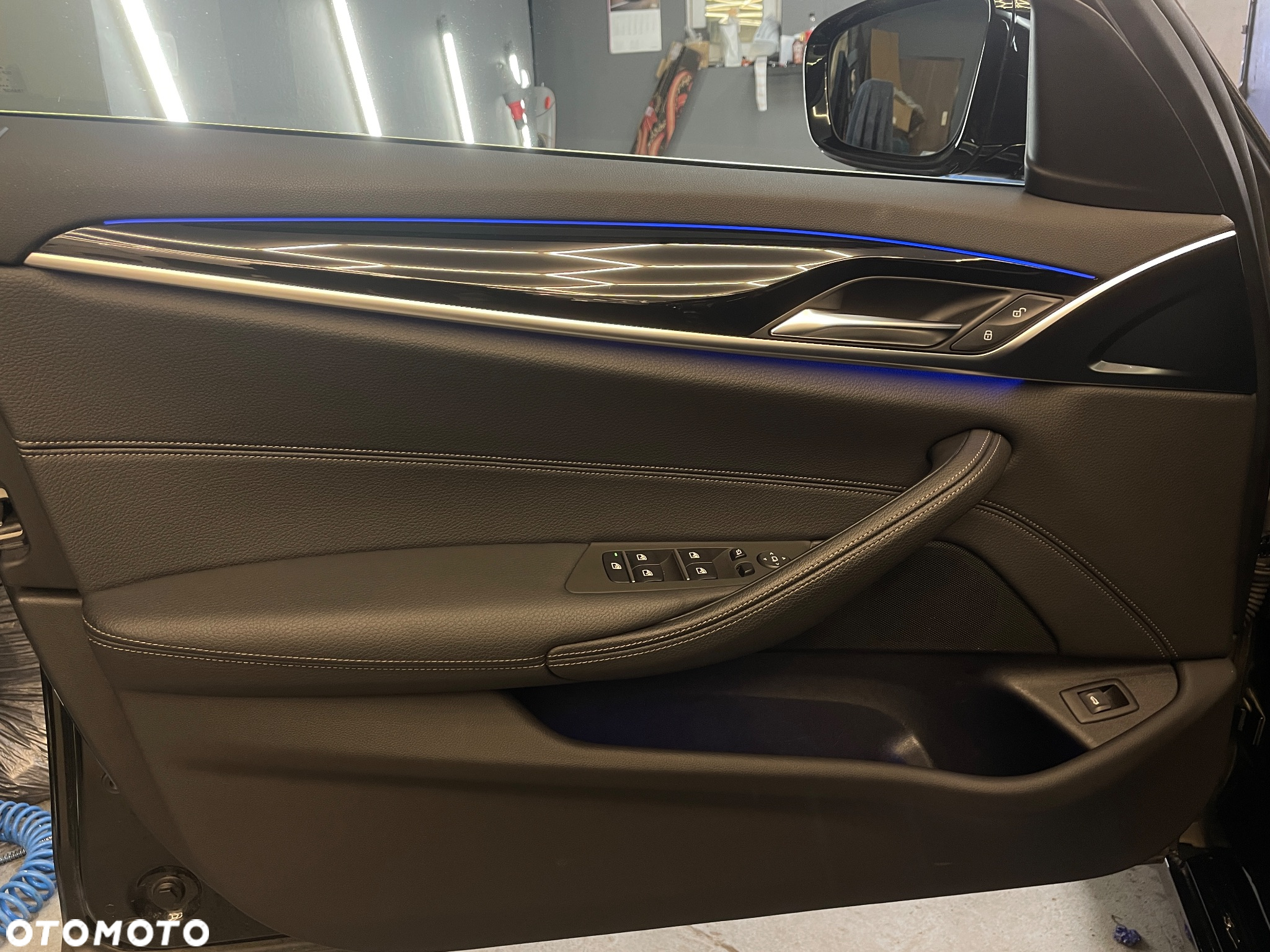 BMW Seria 5 520d Sport Line - 12
