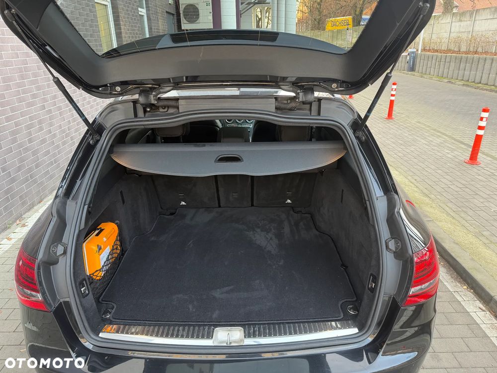 Mercedes-Benz Klasa C 200 9G-TRONIC AMG Line - 37