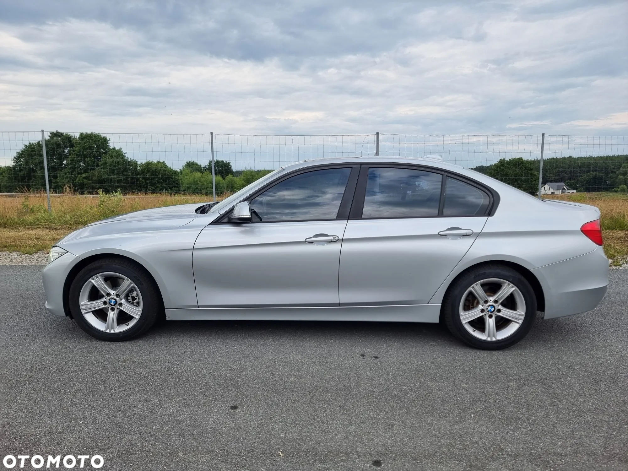 BMW Seria 3 328i xDrive - 7