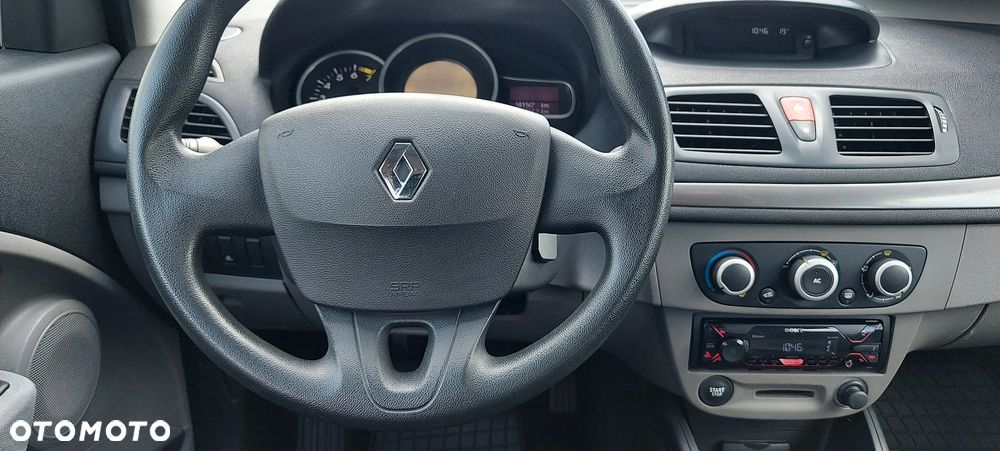 Renault Megane - 19