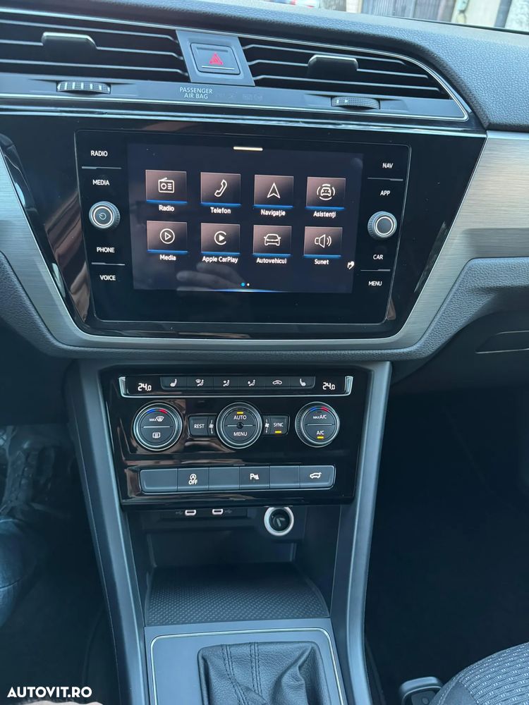 Volkswagen Touran 1.5 TSI DSG Comfortline - 11