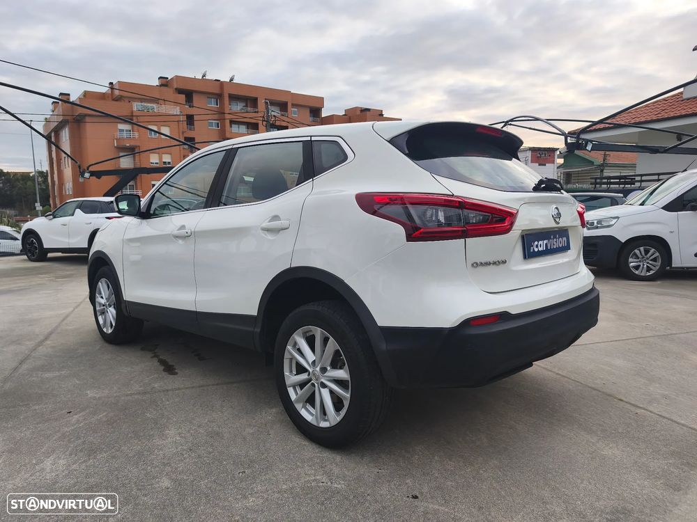Nissan Qashqai 1.7 dCi Tekna+ 4x4-i - 5