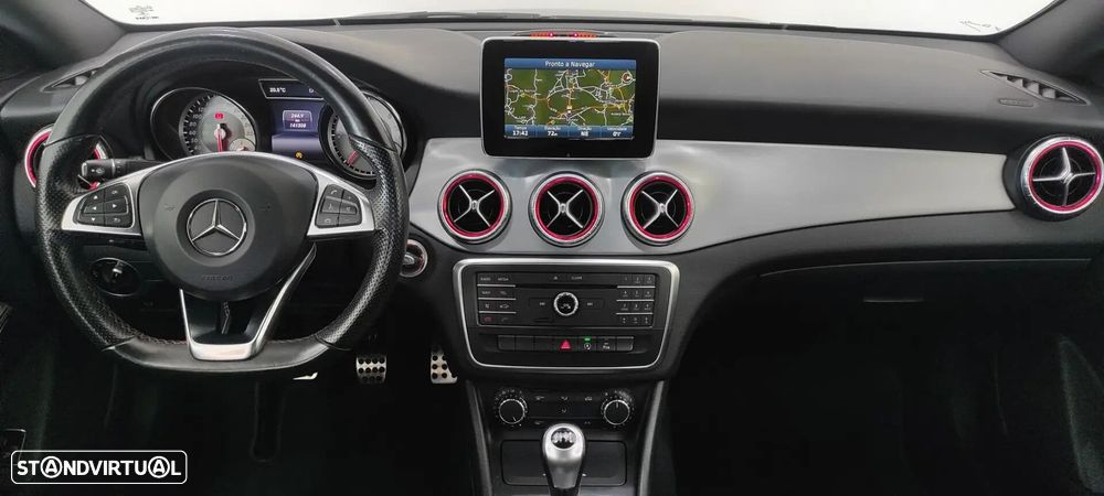 Mercedes-Benz CLA 180 - 8