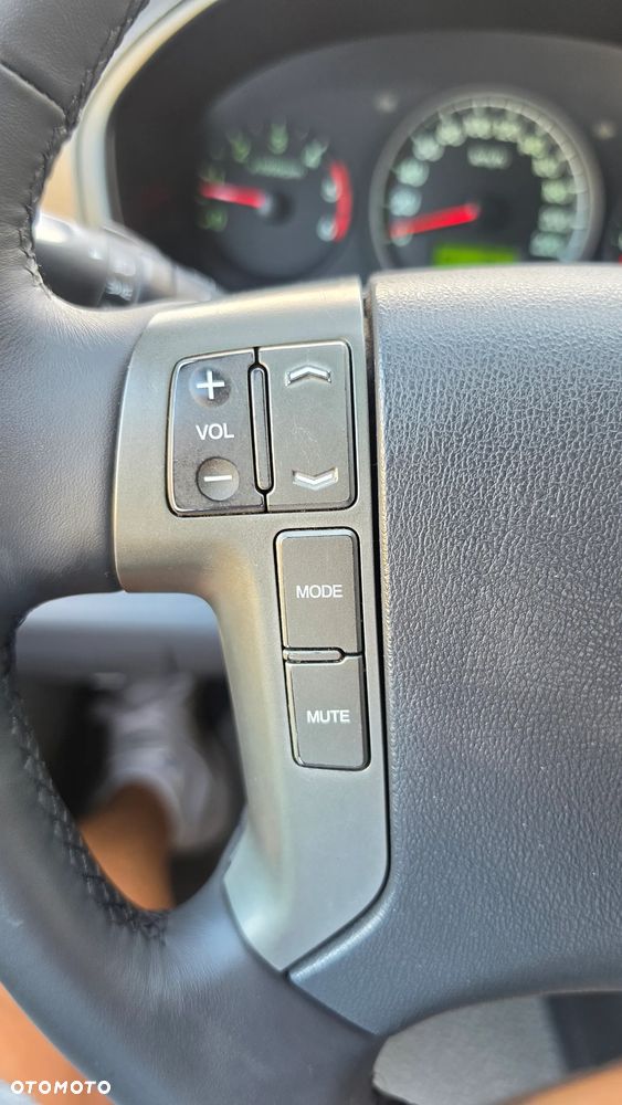 Hyundai H-1 Starex - 15