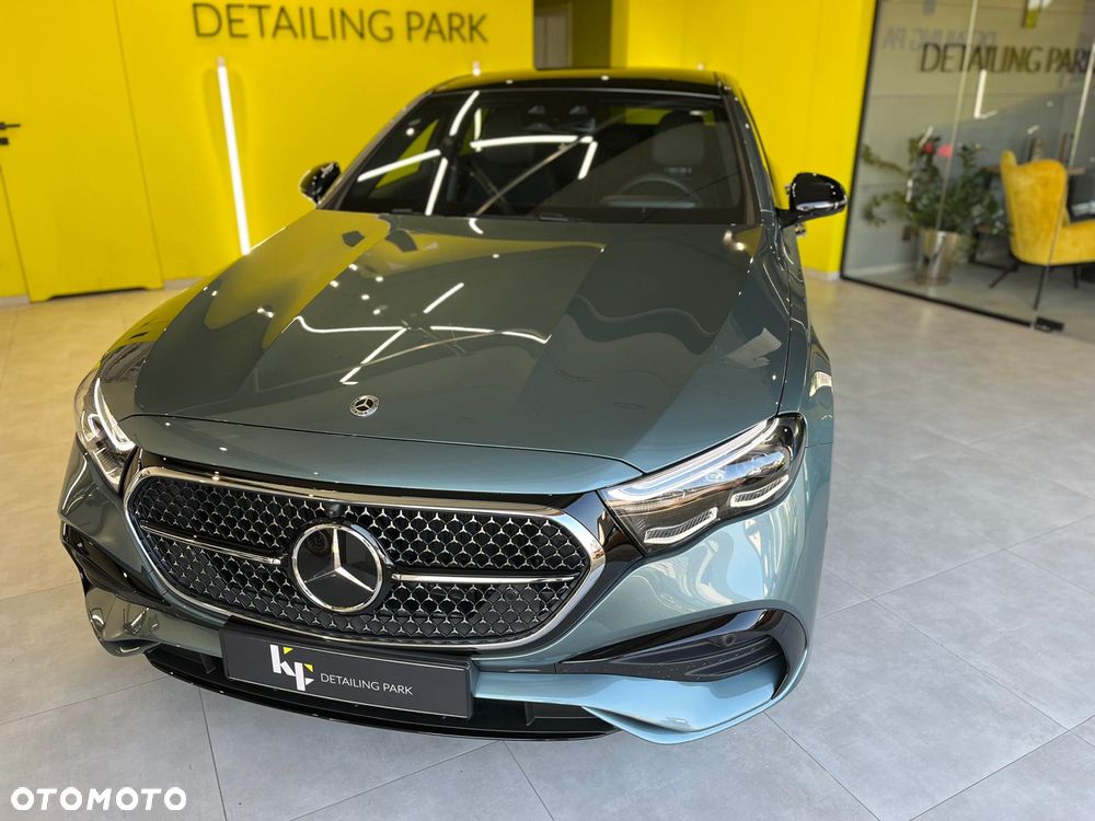 Mercedes-Benz Klasa E 200 mHEV 4-Matic AMG 9G-Tronic - 7