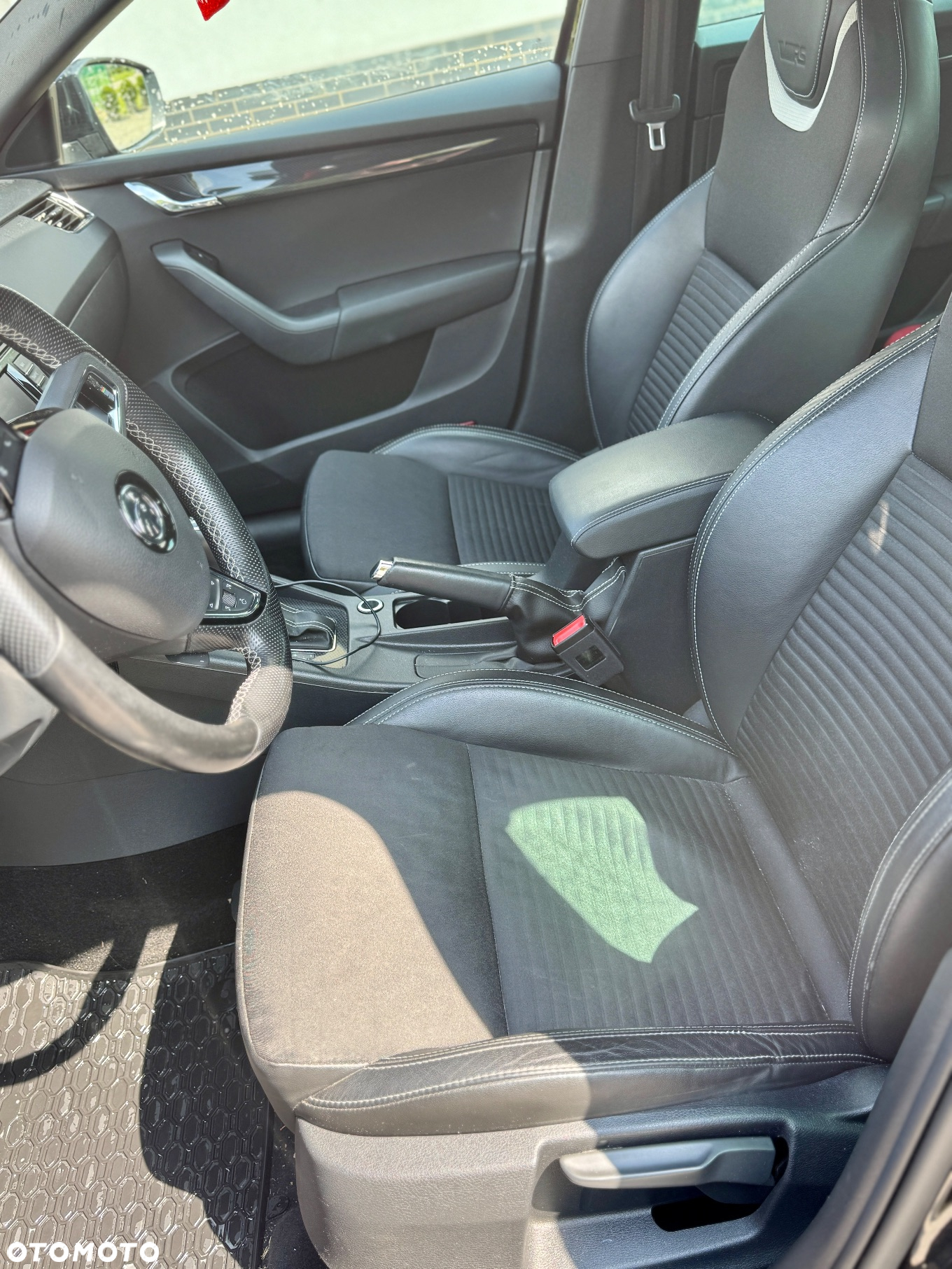 Skoda Octavia 2.0 TDI 4x4 DSG RS - 20