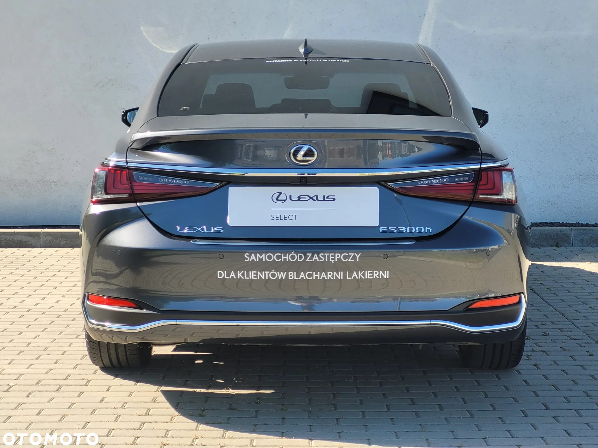 Lexus ES - 9