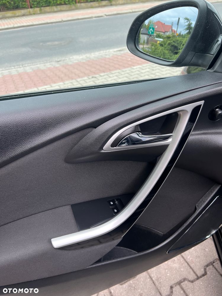 Opel Astra 1.4 Turbo - 10