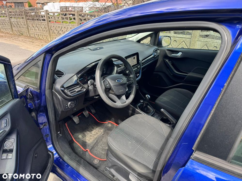 Ford Fiesta - 11