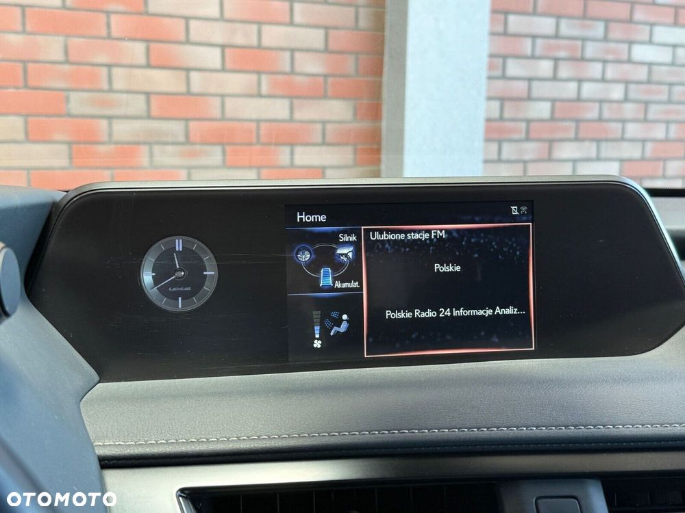 Lexus UX - 23