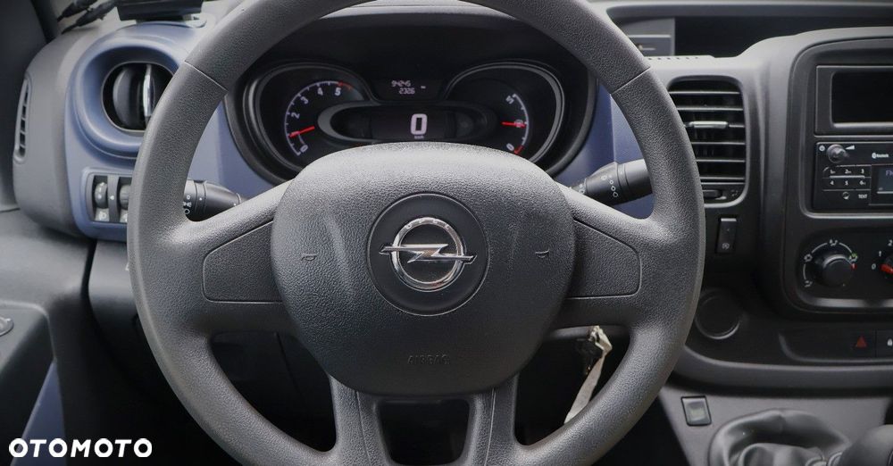 Opel Vivaro - 20