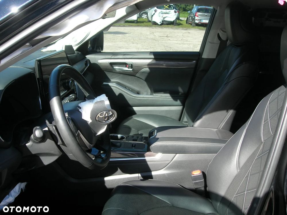 Toyota Highlander 2.5 Hybrid Executive - 12