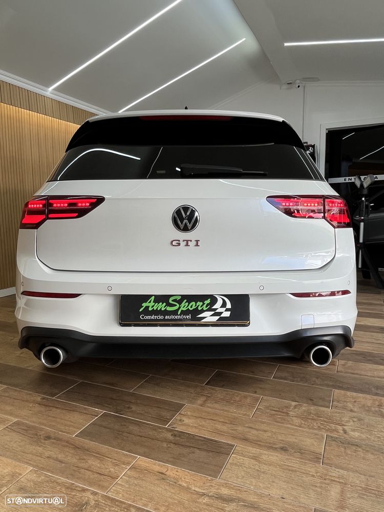 VW Golf 2.0 TSI GTI DSG - 56