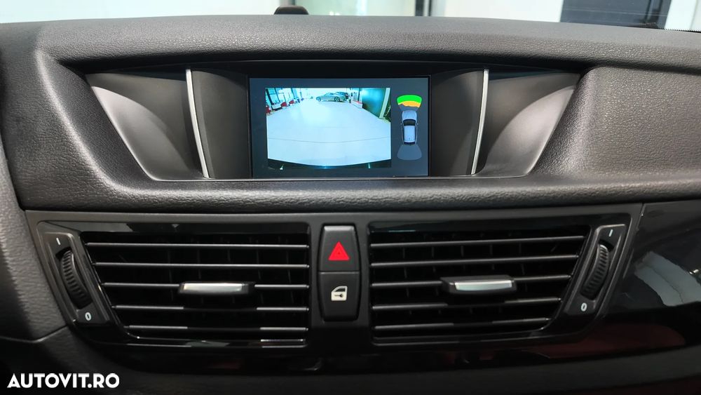 BMW X1 sDrive20d xLine - 25