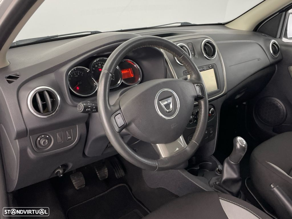 Dacia Sandero 1.5 dCi Stepway - 16