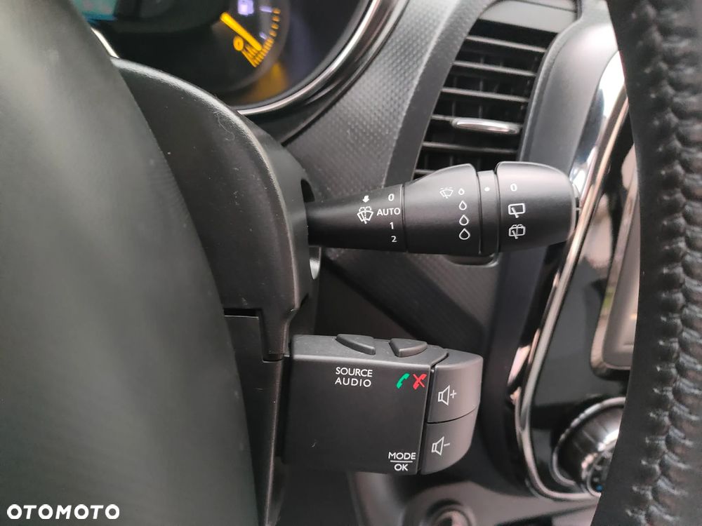 Renault Captur - 19