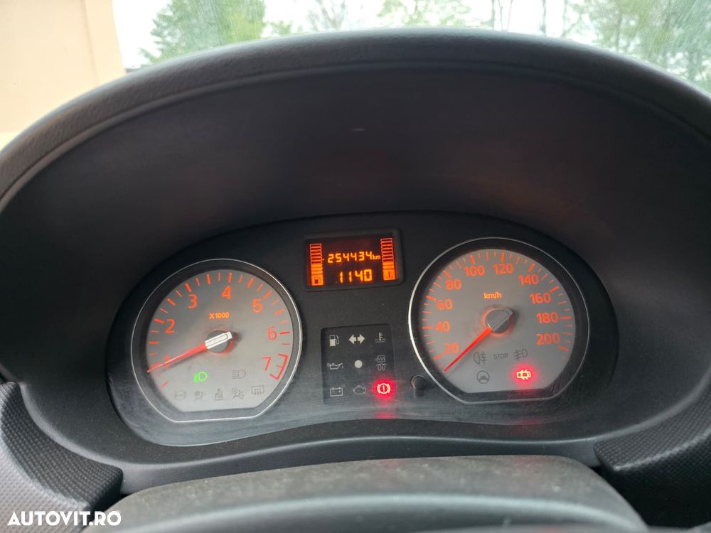 Dacia Logan 1.2 Laureate - 21