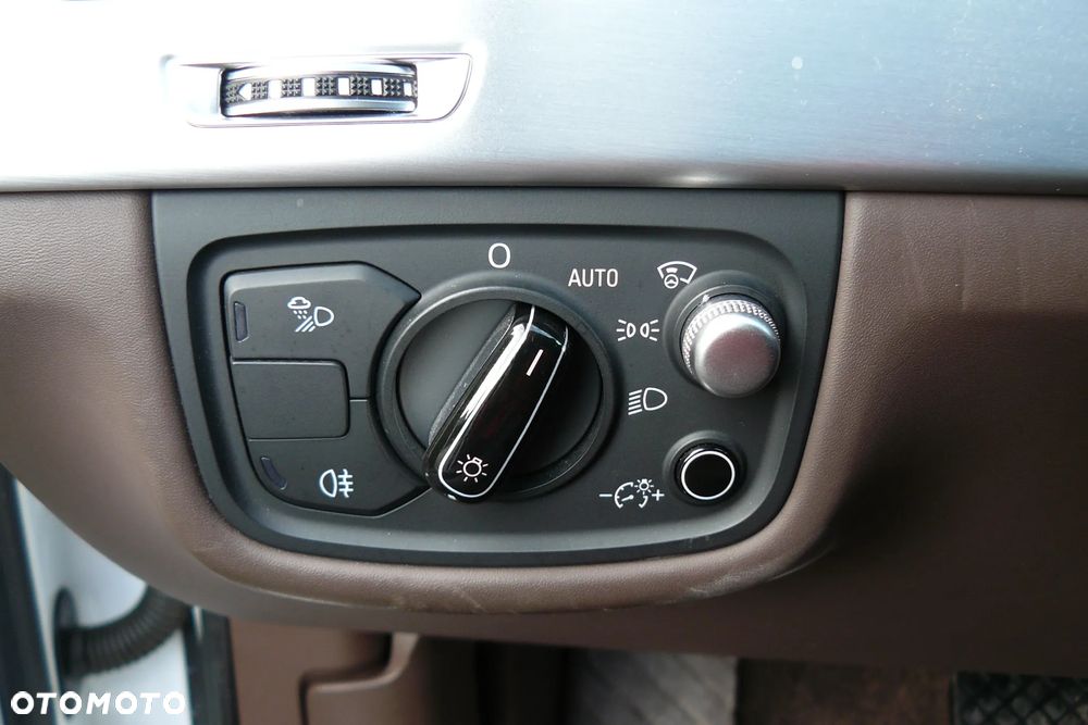 Audi A8 3.0 TDI DPF quattro tiptronic Lang - 22