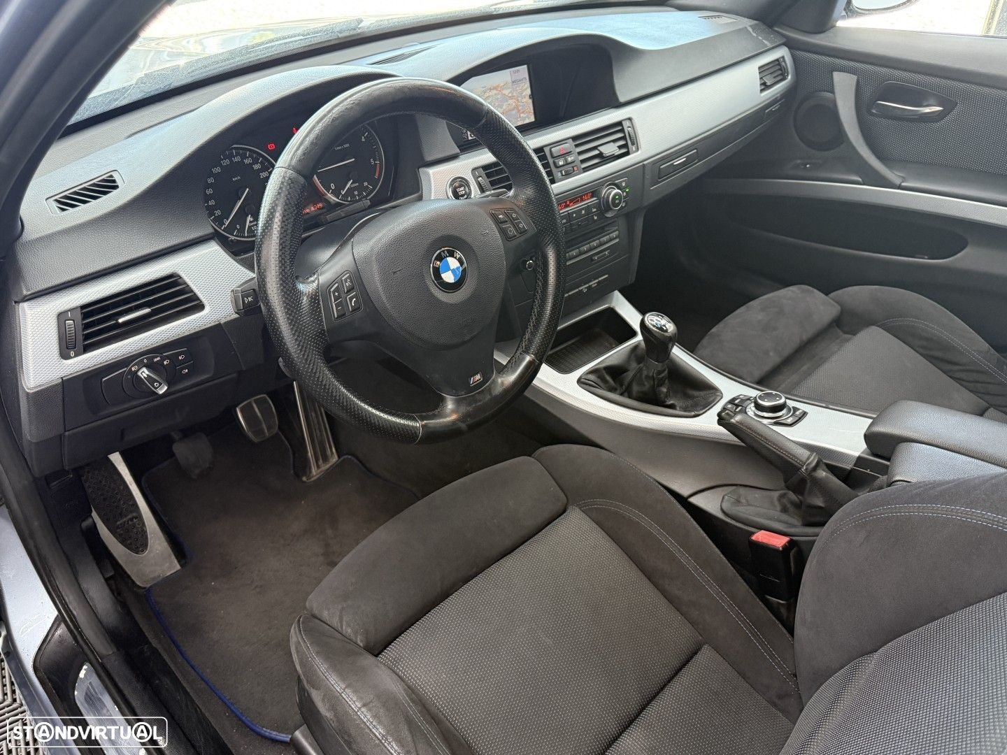 BMW 320 d Touring xDrive - 8