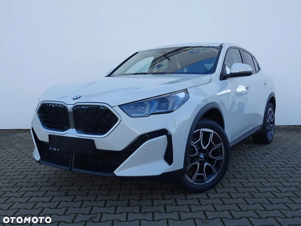 BMW X2 sDrive20i mHEV - 2