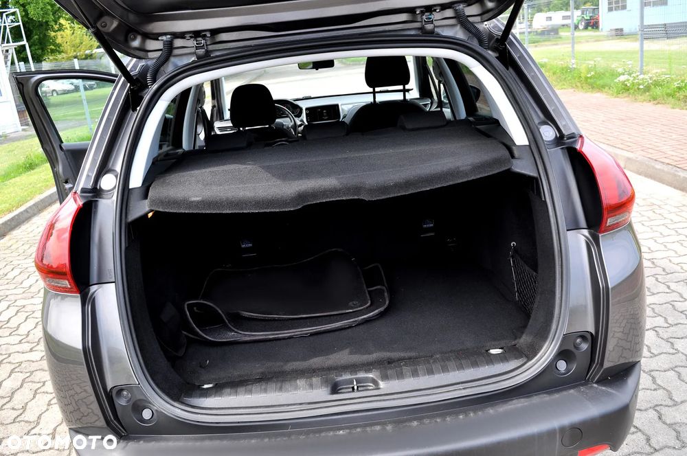 Peugeot 2008 - 13