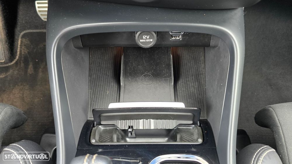 Volvo XC 40 - 40