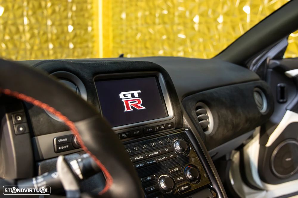 Nissan GT-R Black Edition - 31