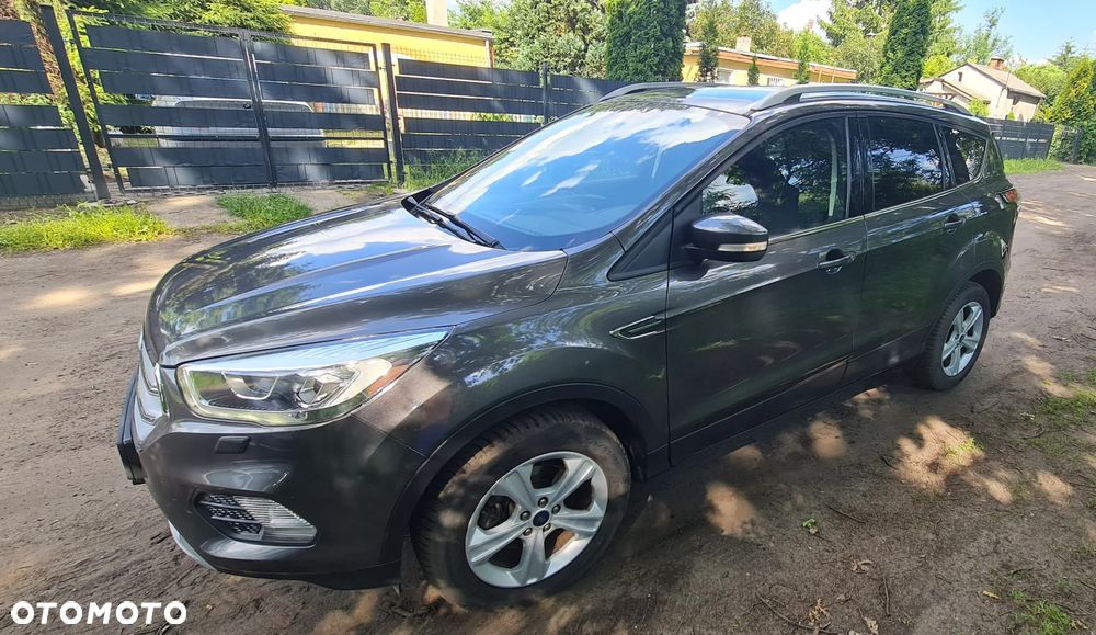 Ford Kuga 1.5 EcoBoost FWD Edition ASS MMT6 - 11