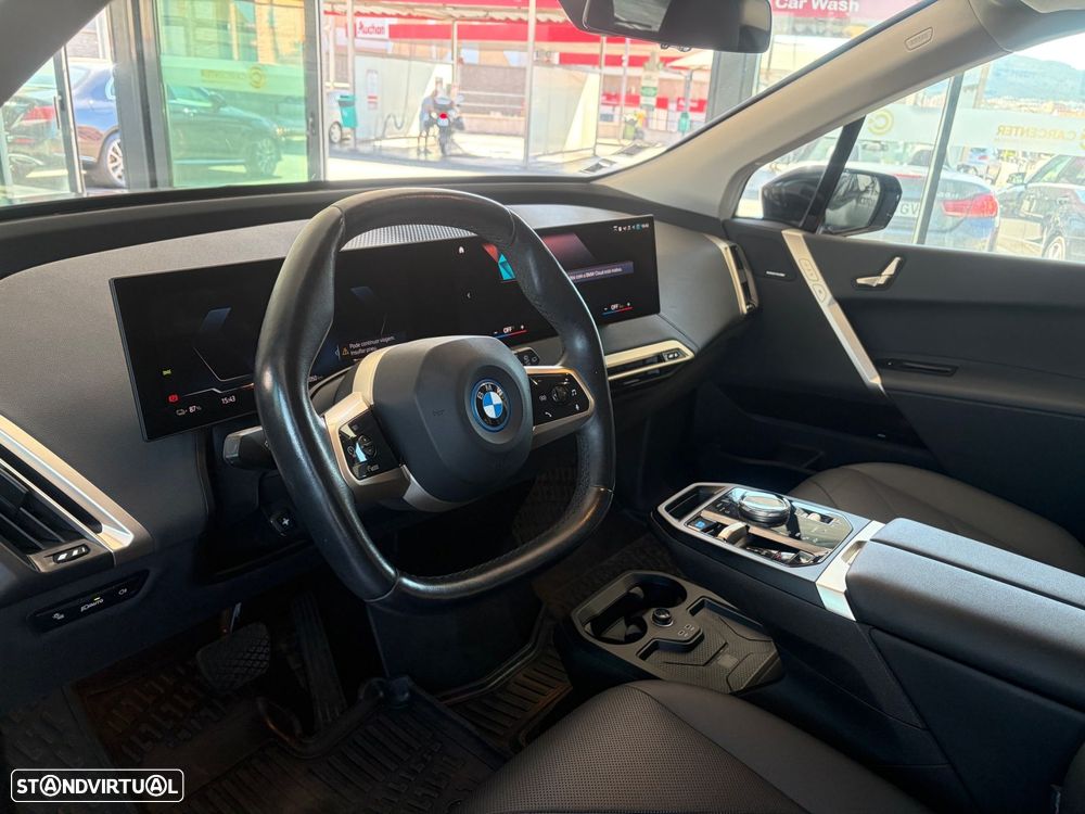 BMW iX xDrive 40 Pack Desportivo - 8
