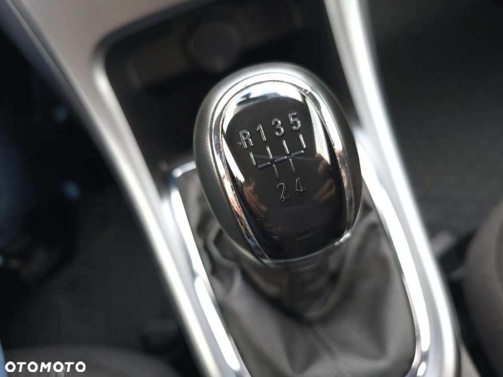 Opel Astra 1.6 Active EU6 - 29