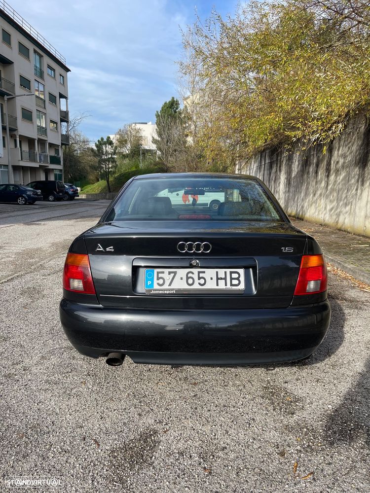 Audi A4 1.6 Plus - 5