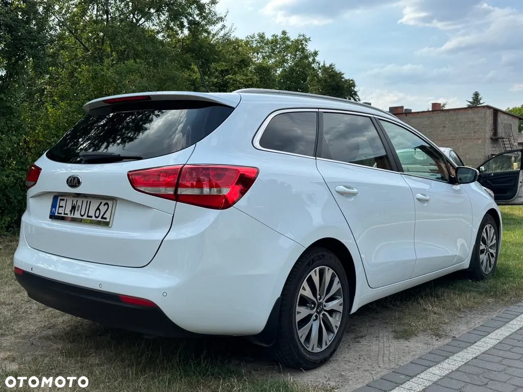 Kia Ceed - 7