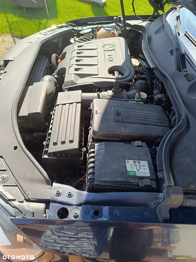 Volkswagen Passat 2.0 TDI Comfortline - 4